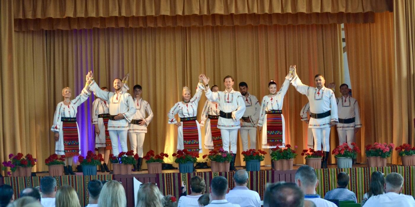 Bild Rumänisches Folkloreensemble Datina